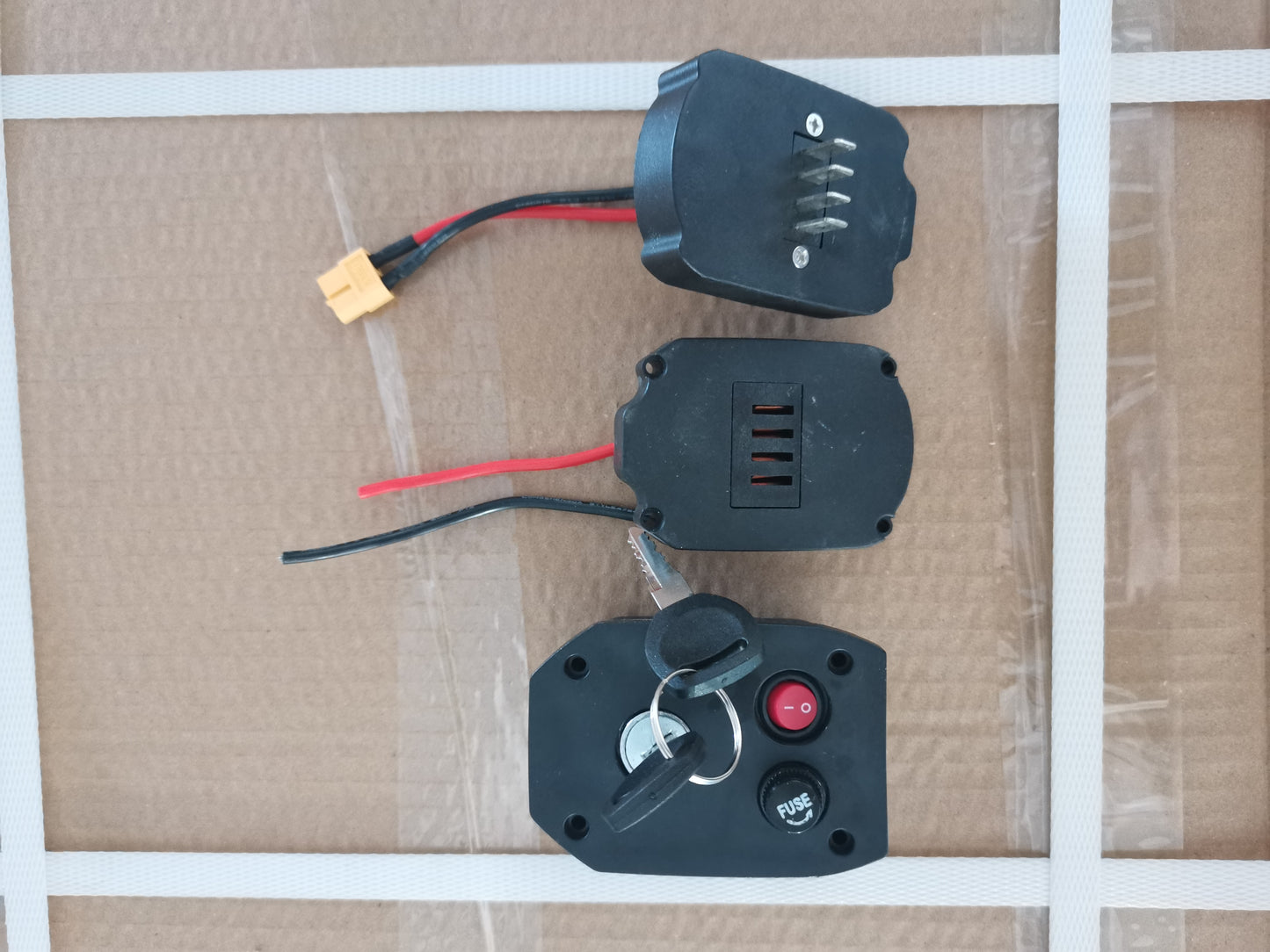 Replacement Charging/Discharging Cover Set for RANDRIDE YG90 Battery Base